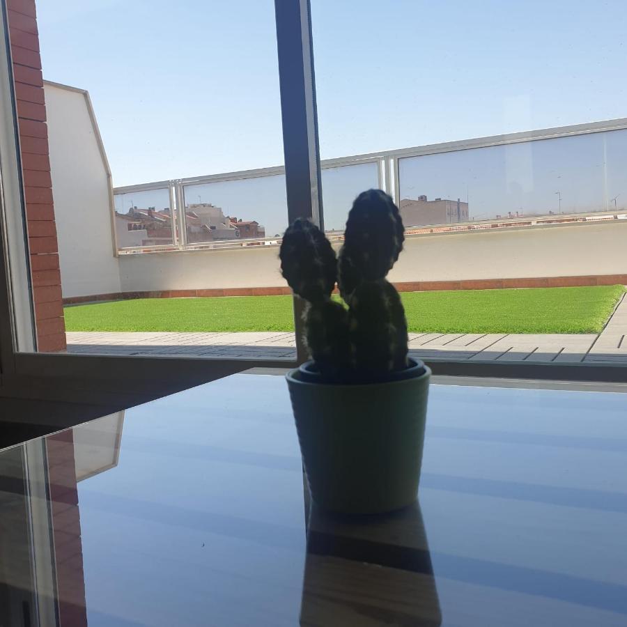 Espectacular Atico De 2 Dormitorios Con Garaje Y Terraza Privada De 30 M2 Albacete Kültér fotó